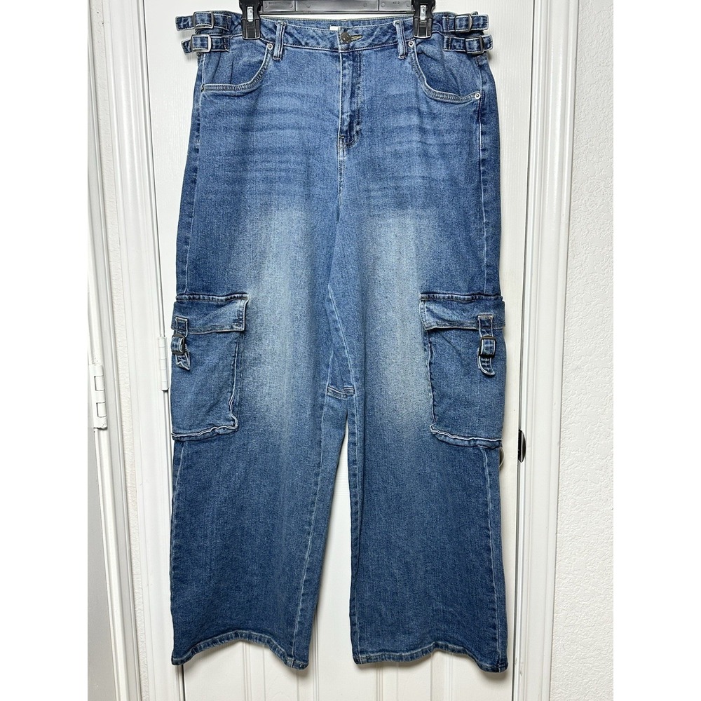 Forever 21 Premium Denim Women's 14 Cargo Baggy Wide‎ Leg Jeans Medium Wash Blue